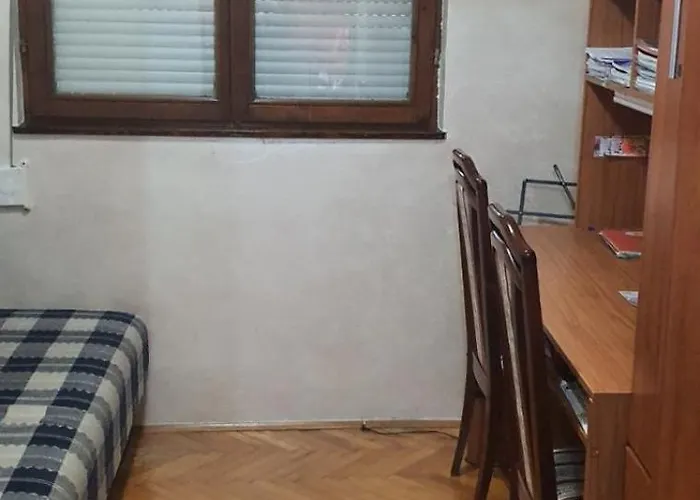 Anika Подгориця